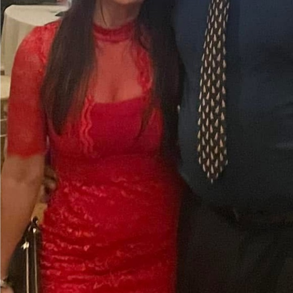 Express red lace dress - Picture 9 of 9